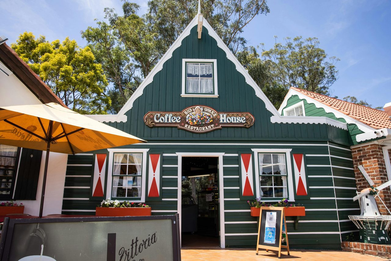 Big Oma's Coffee House