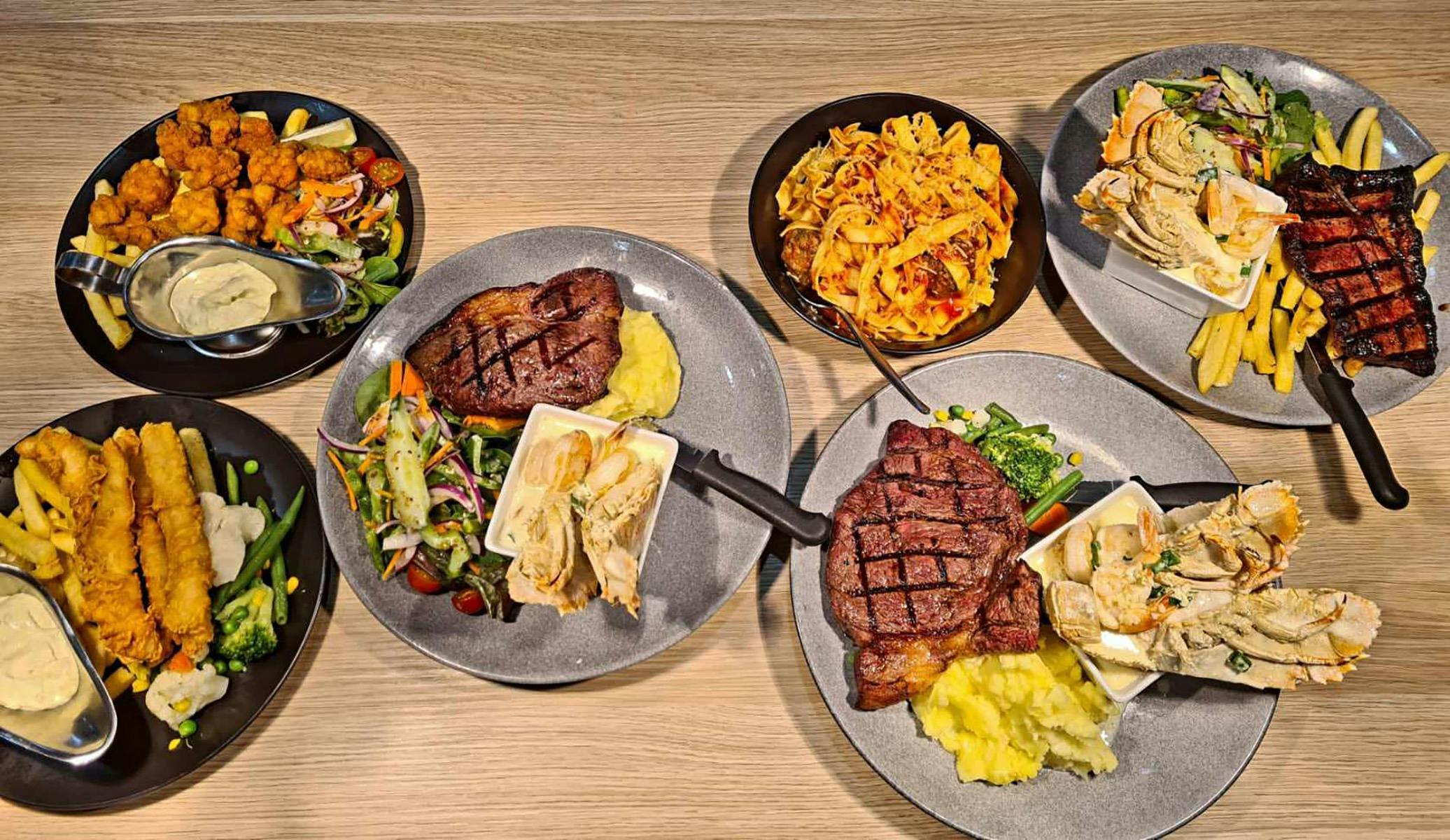 Dinner at the Birdie & Eagle Bar and Bistro