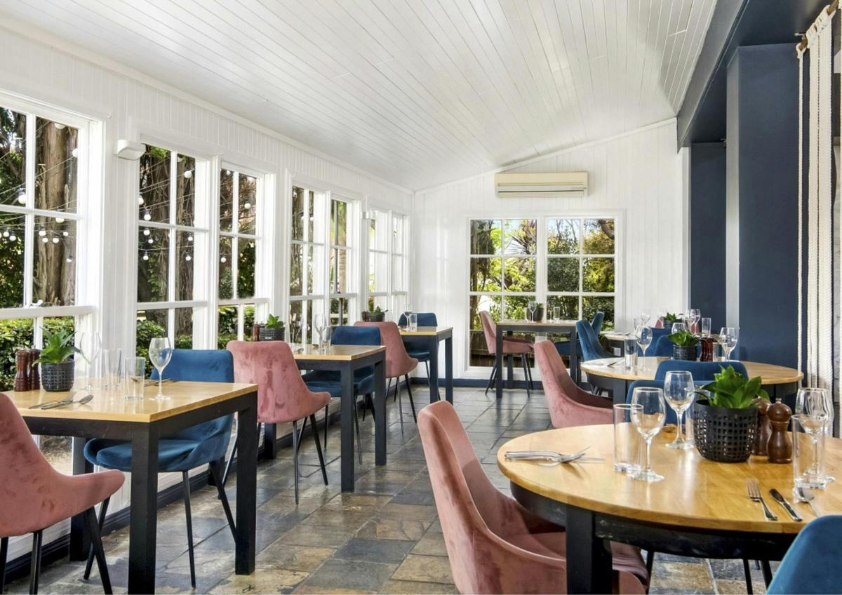 Bella Char Restaurant and Wine Bar