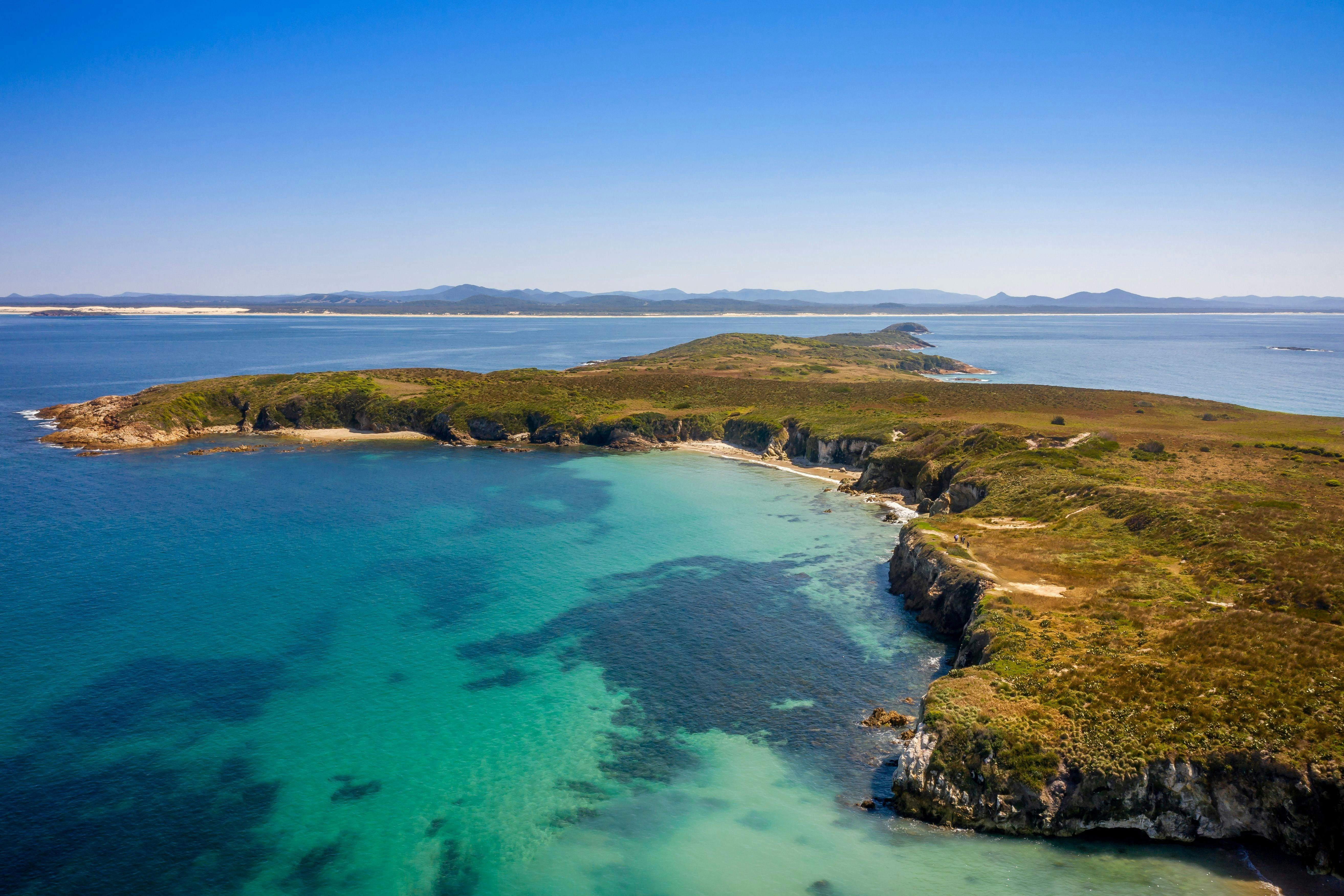Aerial photo of Coal Shaft Bay lookout, Broughton Island, Myall Lakes National Park