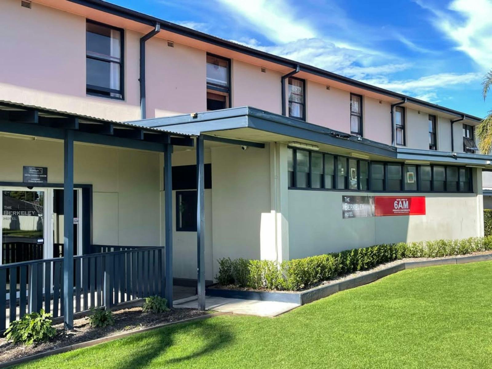 Entrance of Berkeley Hotel