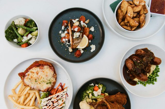 Brady's Railway Hotel