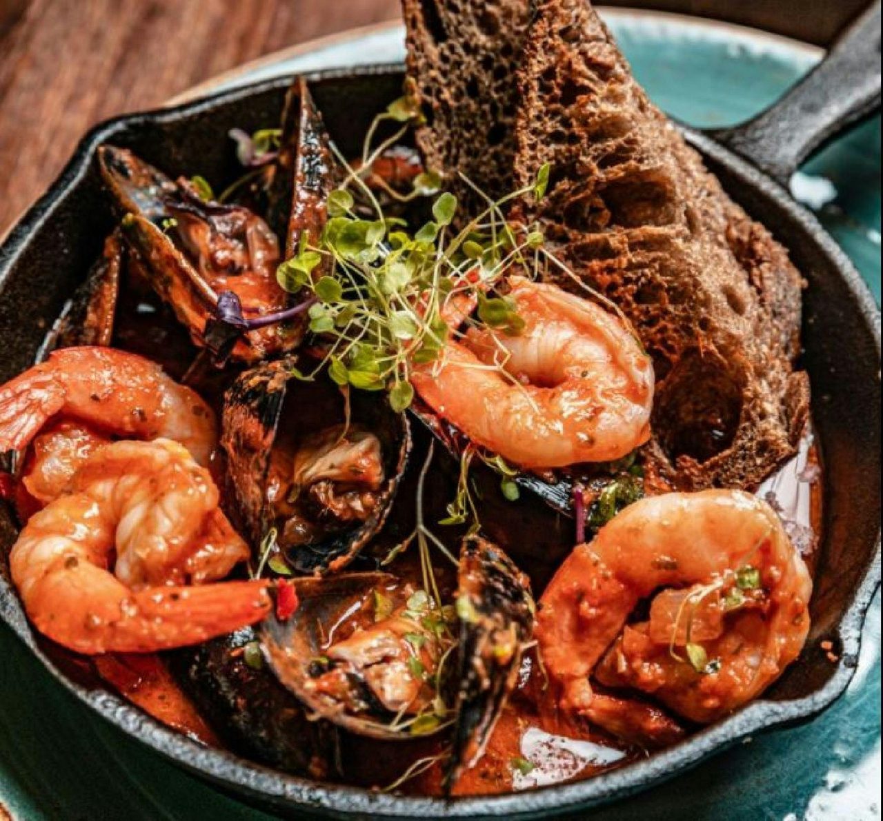 Garlic prawns