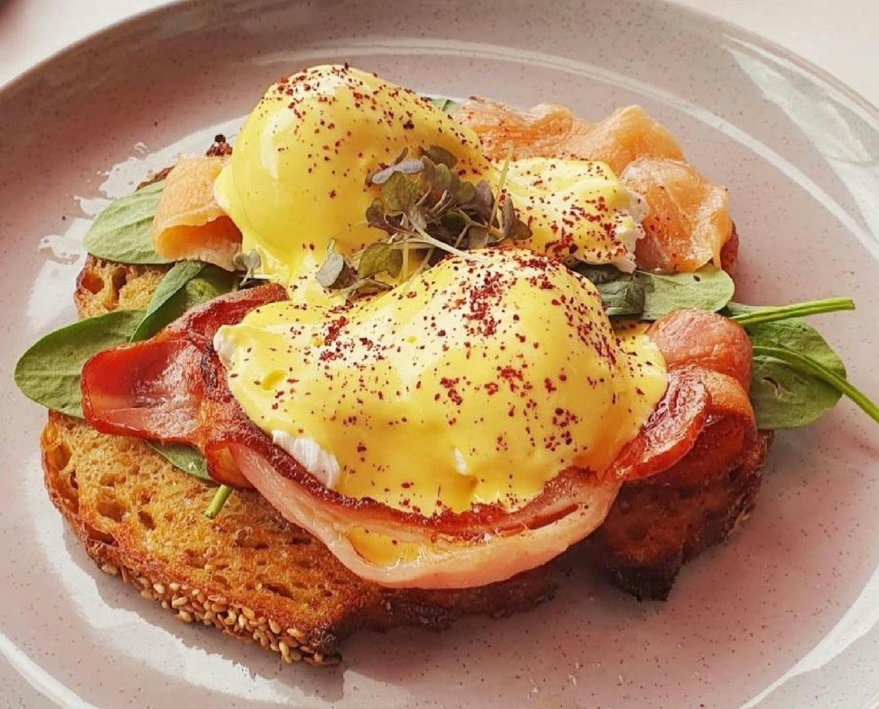 Eggs benny