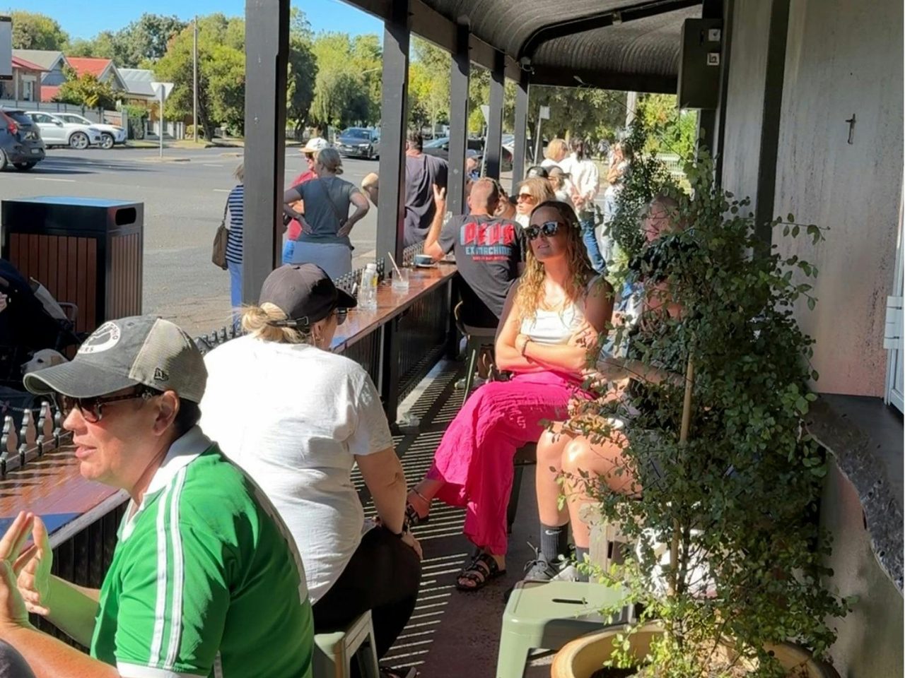 Byng St Cafe deck