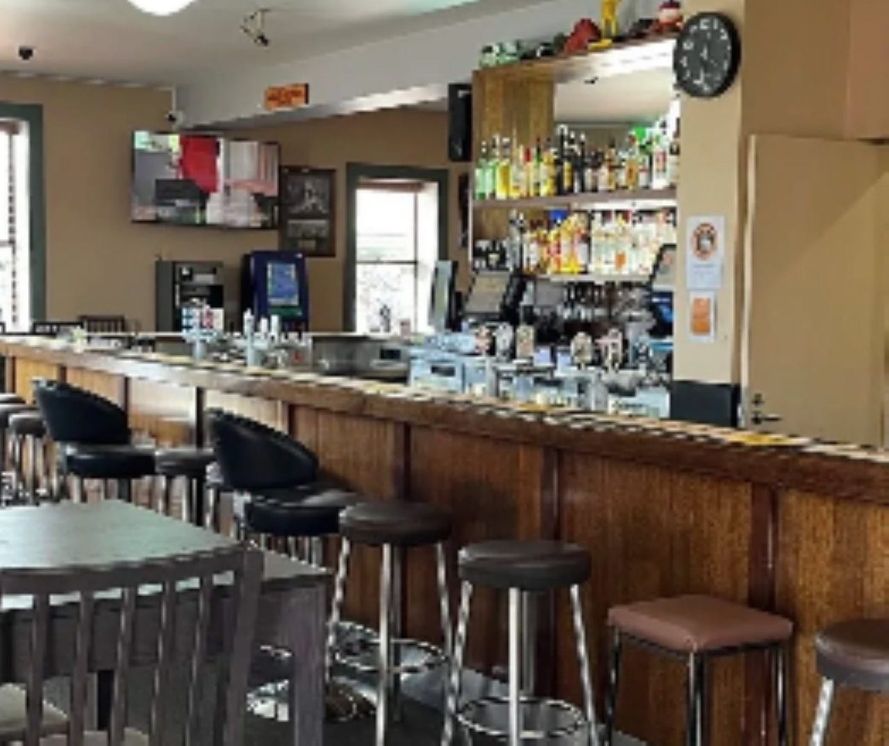 Crookwell Bar