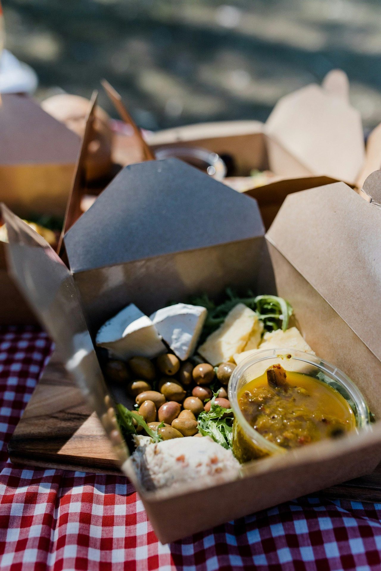 enjoy a take away meal from Docs by the river at Corowa