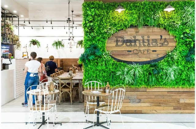 Dahlia's Café