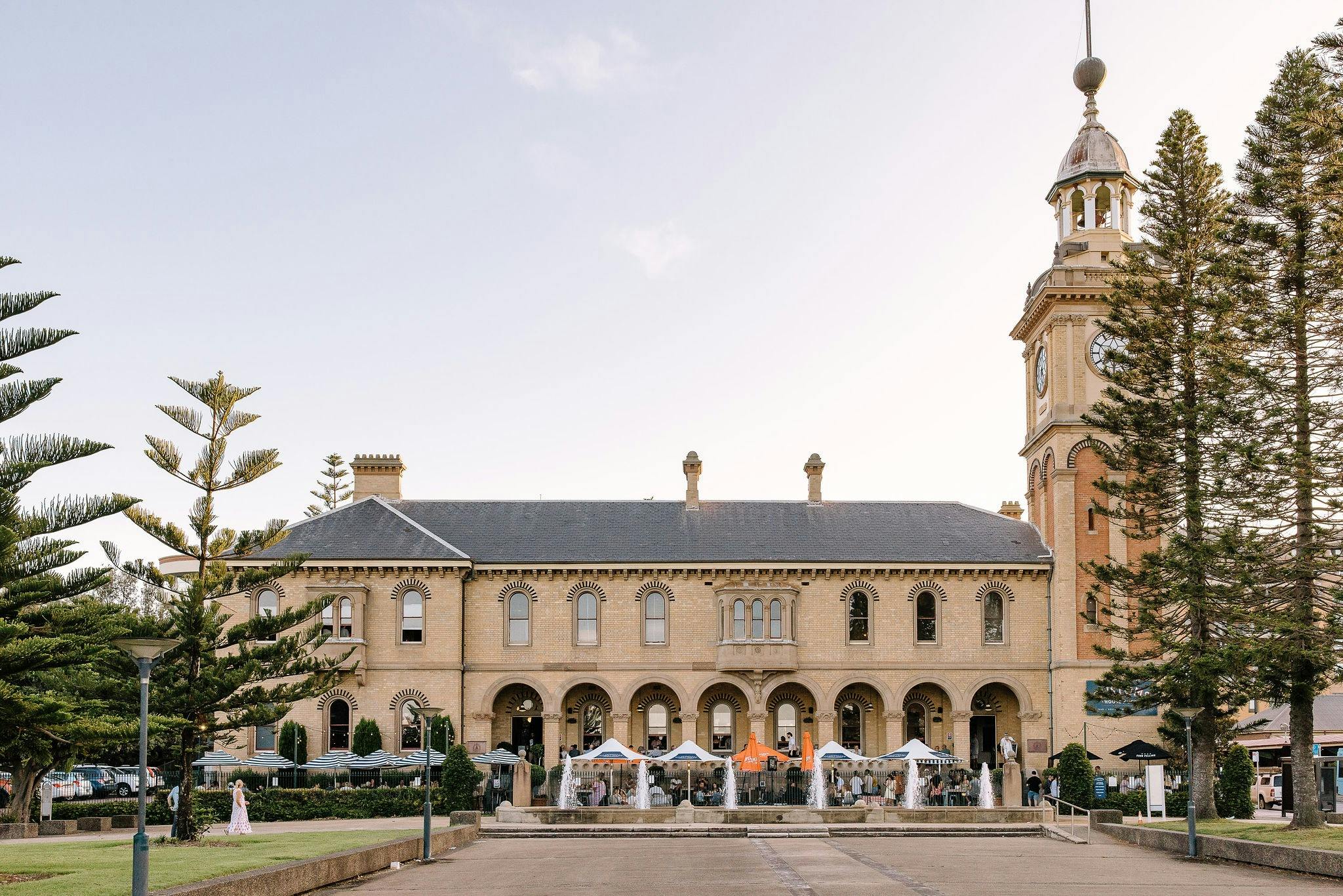 Heritage Listed Customs House Hotel