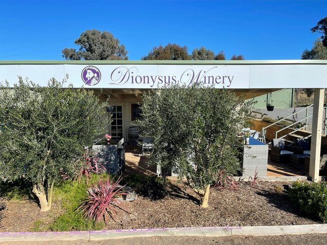 Dionysus Winery & Woo Chocolates
