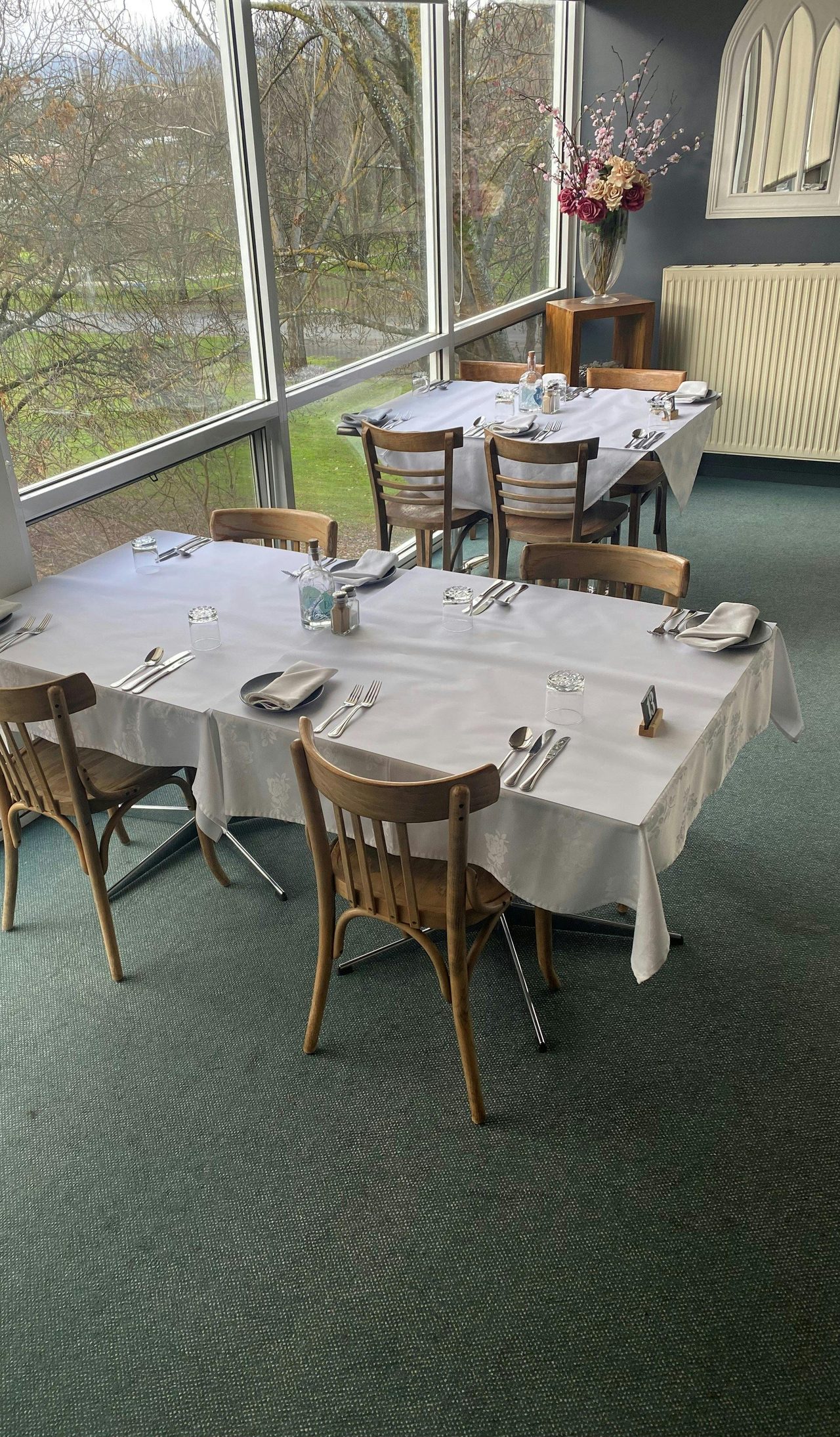 Restaurant Seating