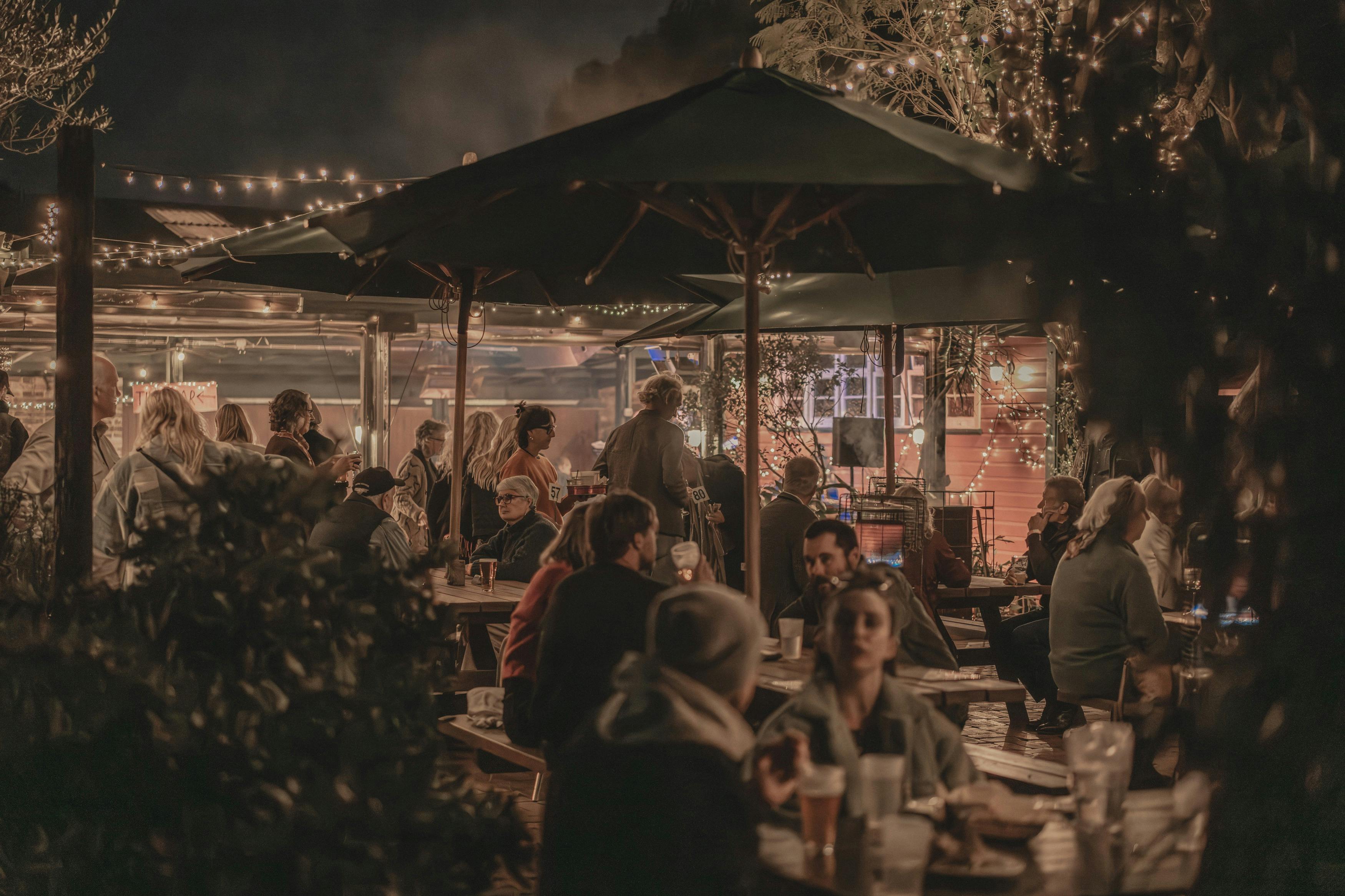 Bustling weekend at the Eltham Hotel