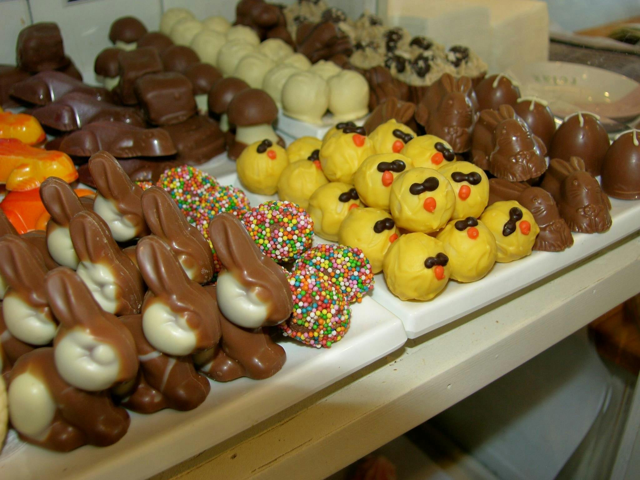 Cupz N' Crepes - Handmade Chocolate