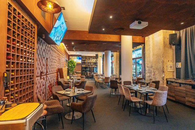 Elements Bar and Grill Pyrmont