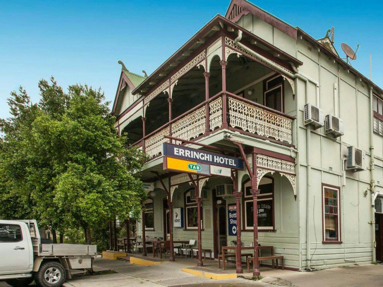 Erringhi Hotel