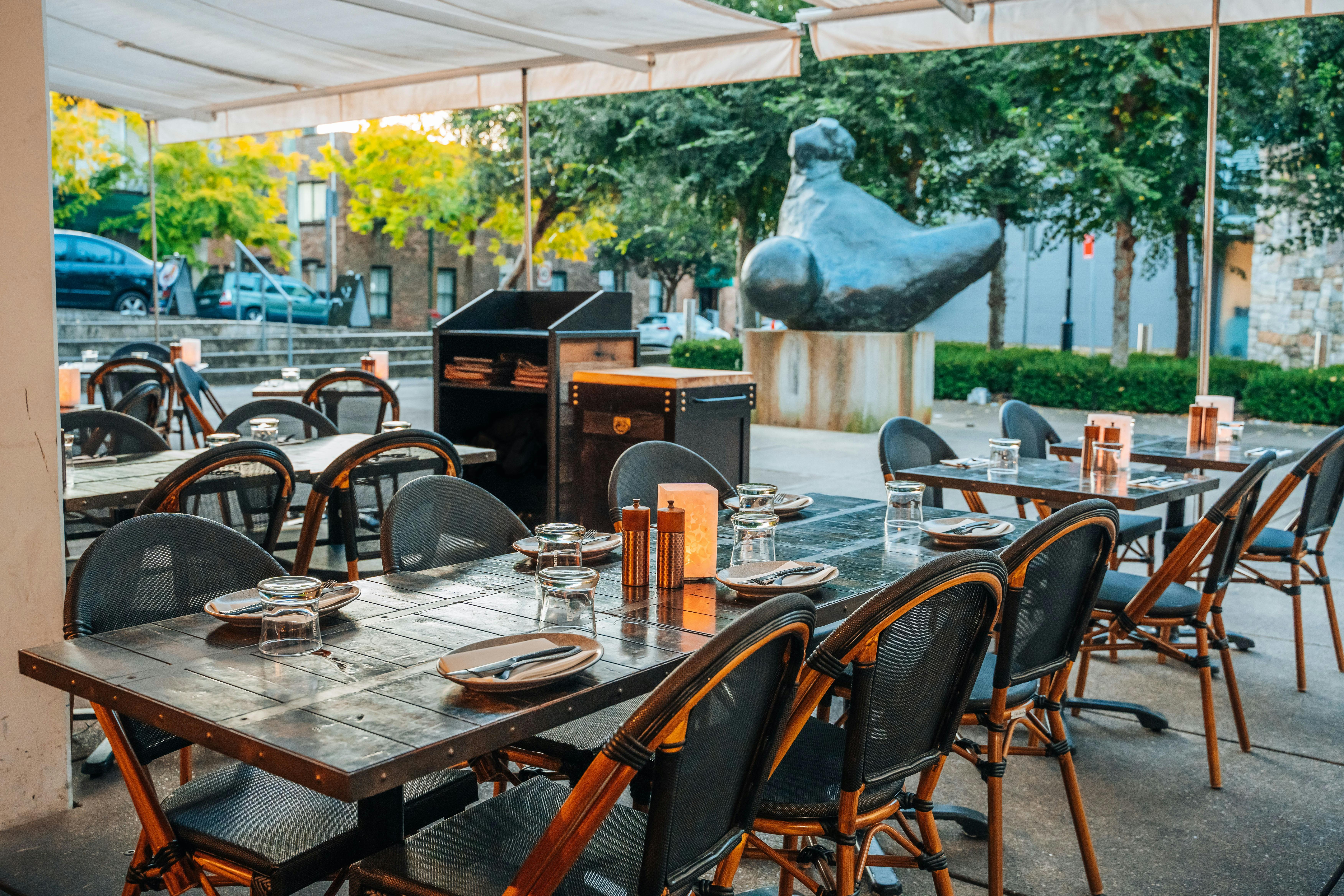 Elements Bar and Grill Darlinghurst - Seating