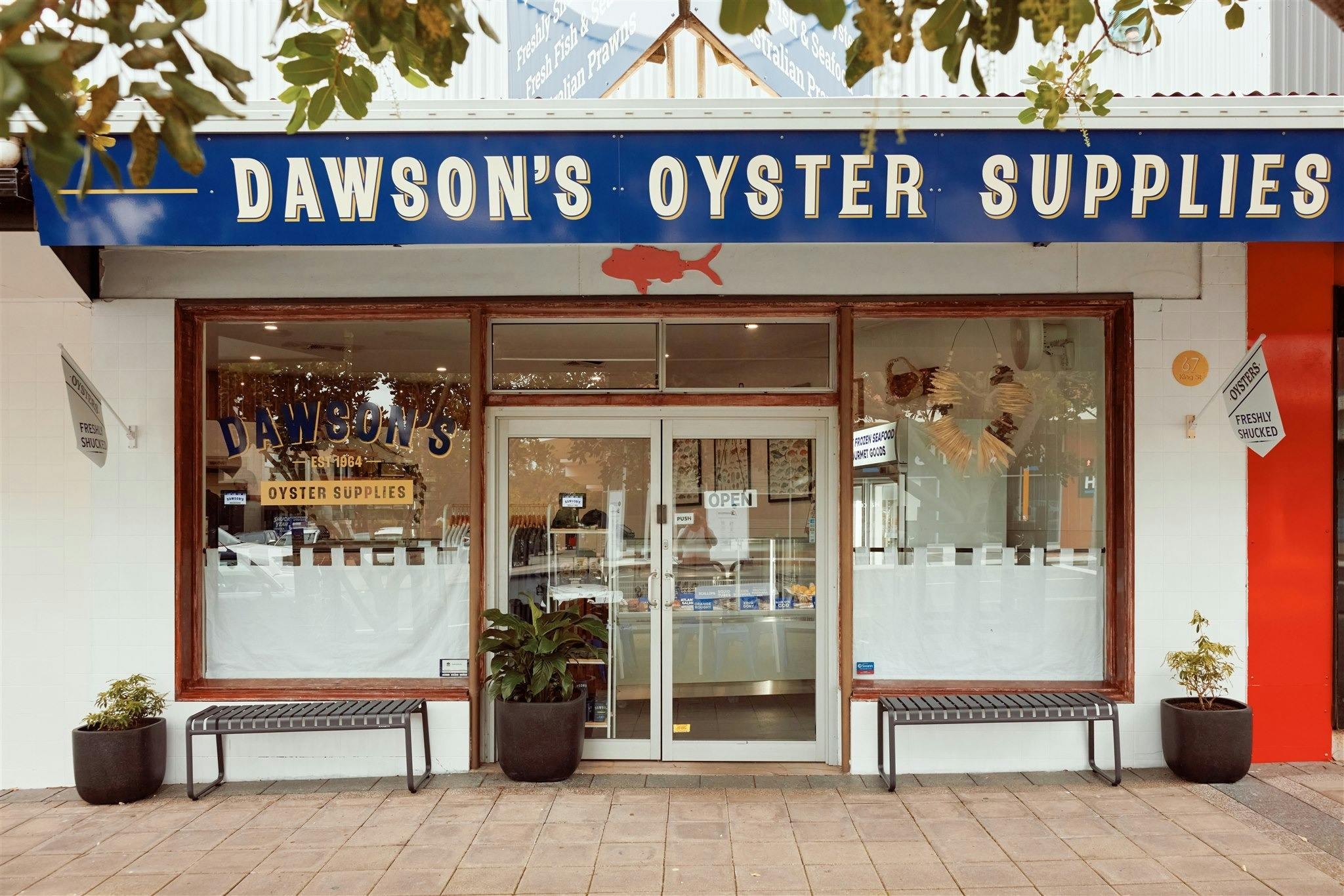 Shop front at Dawson's Oyster Supplies