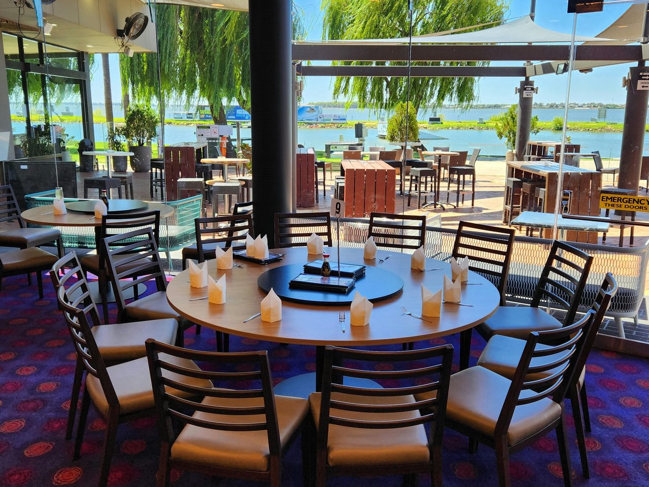 Golden Inn Chinese Restaurant has floor-to-ceiling windows that frame the stunning waterfront views.