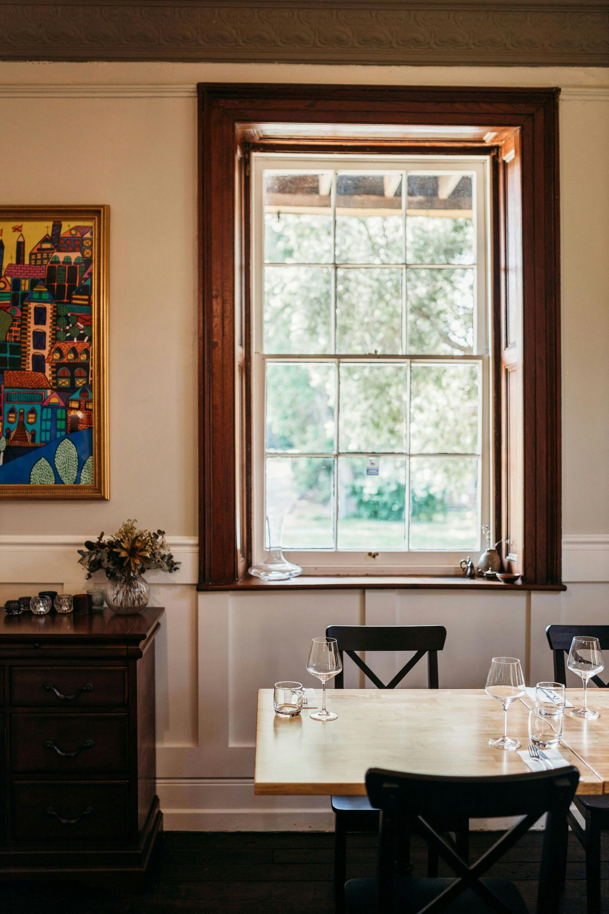 Duke's Restaurant and Bar