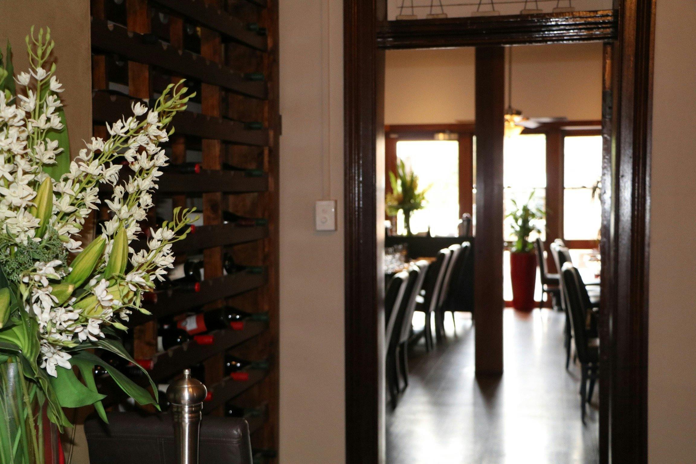 Interior, Fratelli Roma