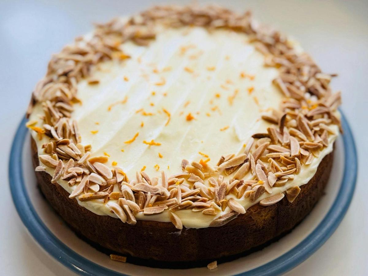 Orange and almond cake