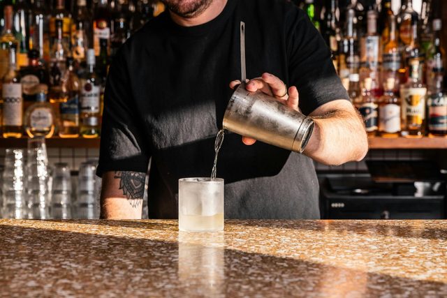 Folly's Bar and Bistro