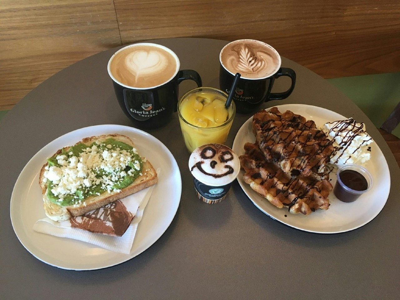 Gloria Jean's