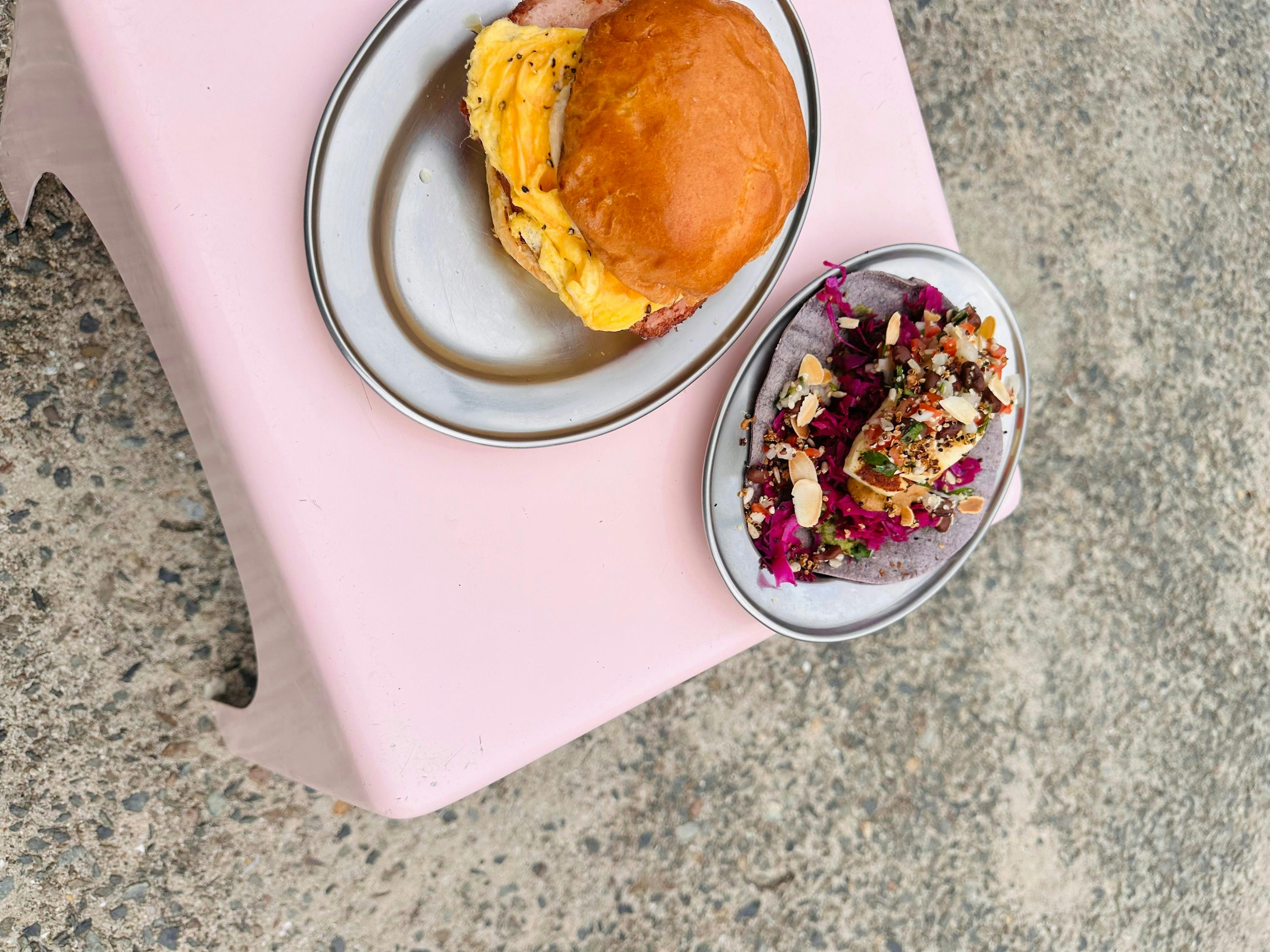 BREAKY TACO. BREAKY ROLL