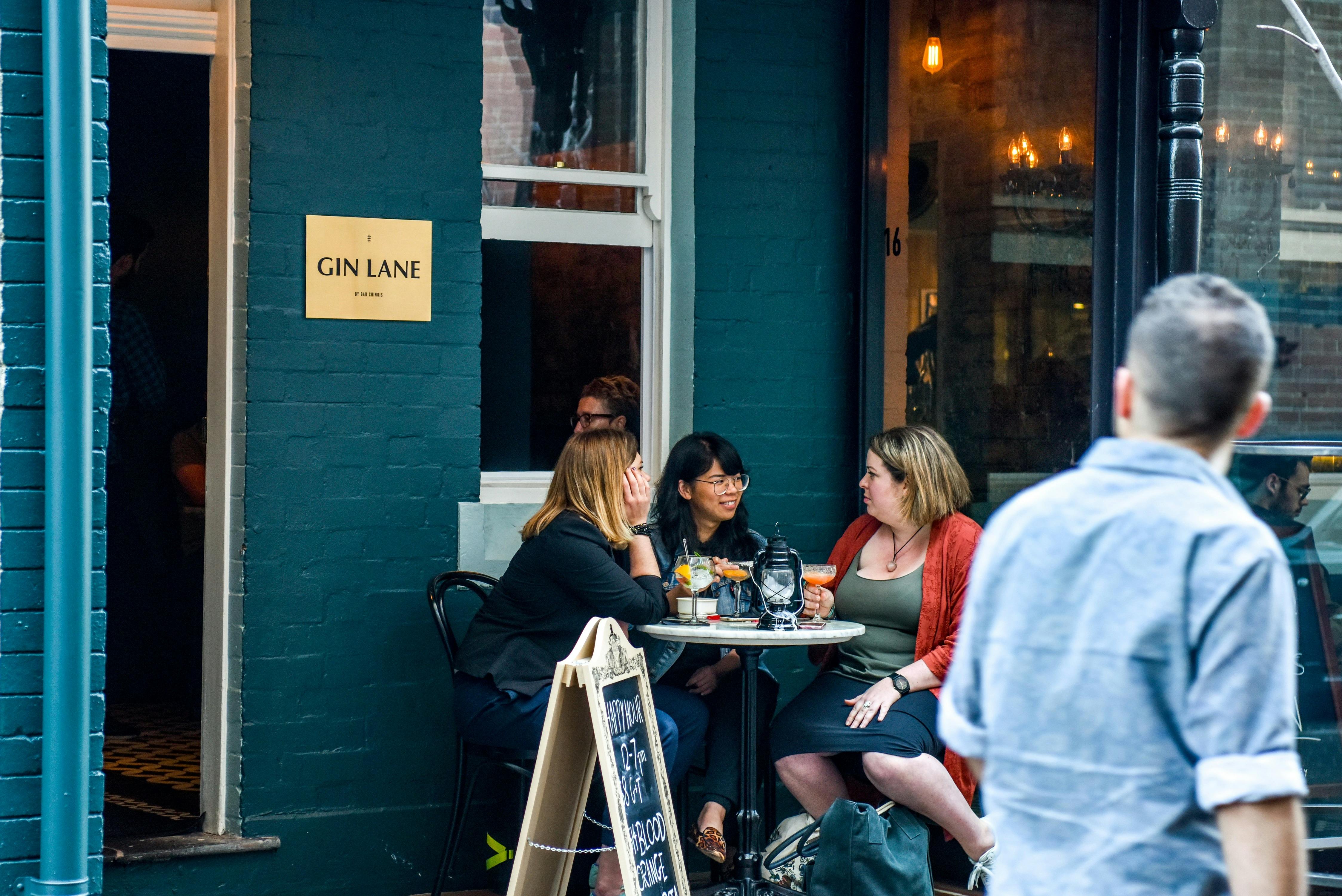 Gin Lane, Chippendale