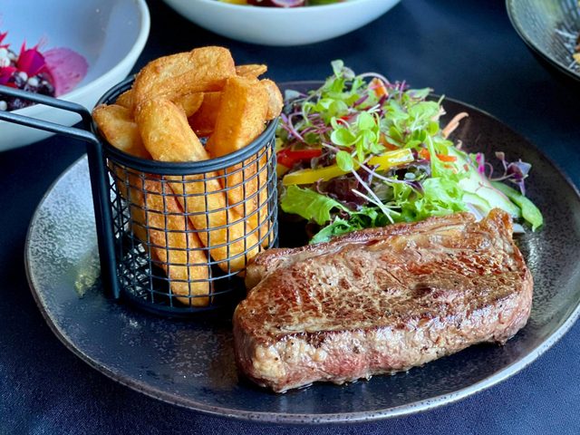 Botanical Restaurant and Bar