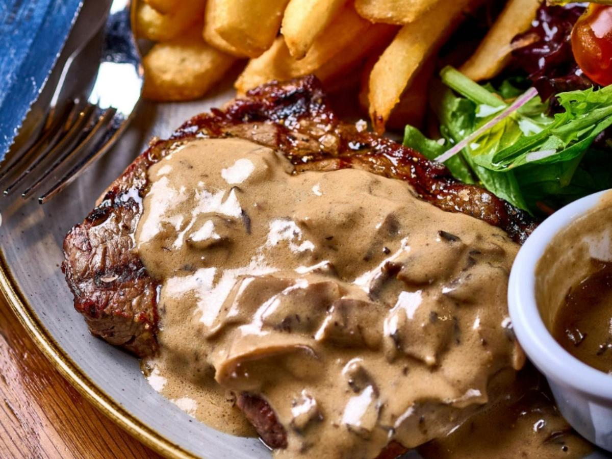 Gregory Hills Hotel Steak