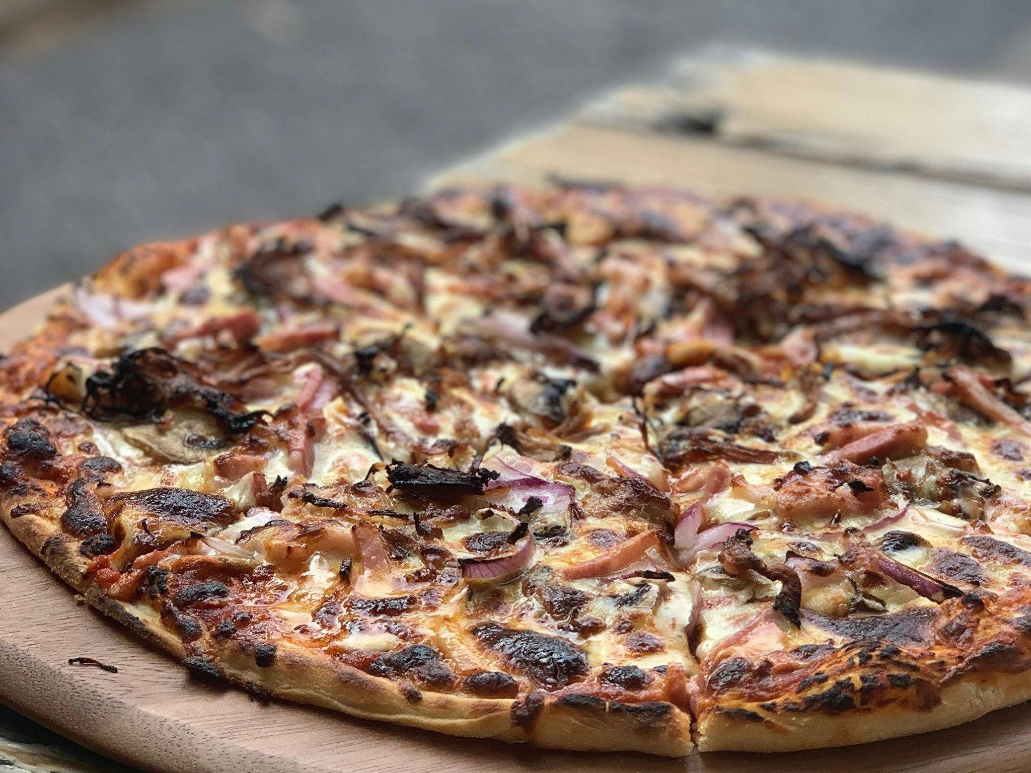 Grand Junction Hotel - Pizza