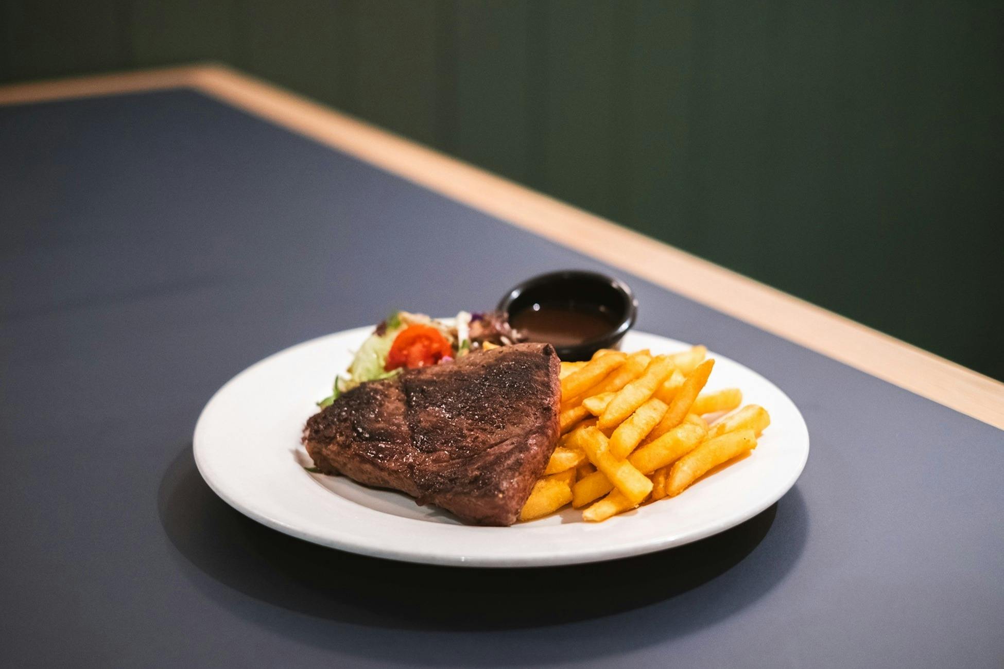 Perfectly cooked steaks at the Hastings Hotel