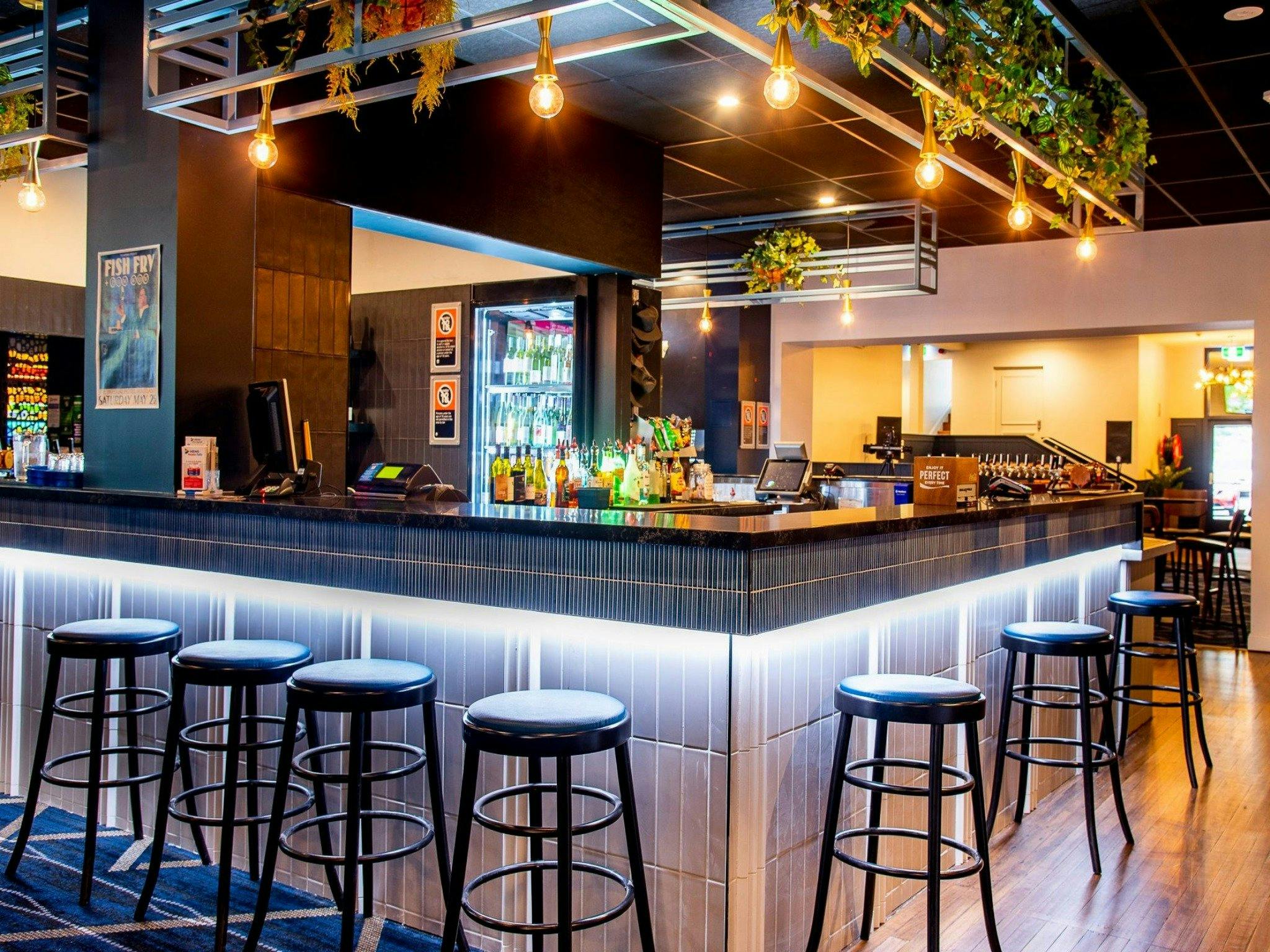 Imperial Maitland - Bar stools