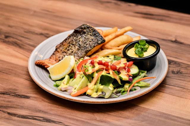 Holbrook Returned Servicemens Club