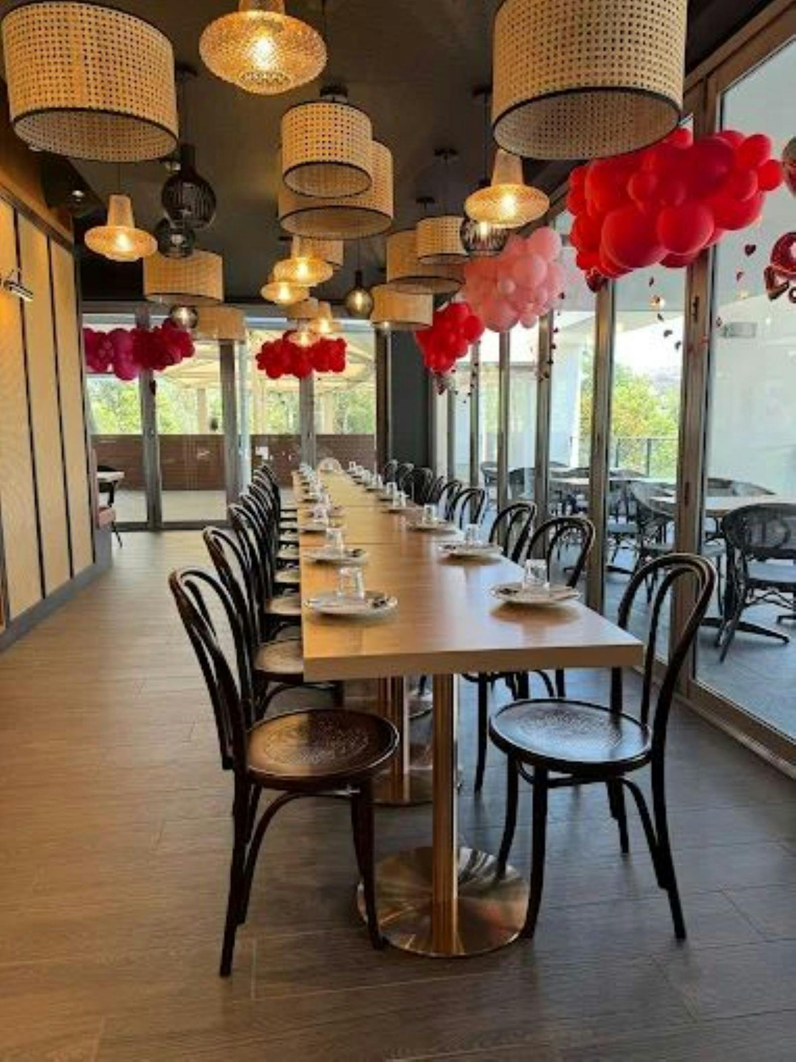 Table setting at Hyde Thai