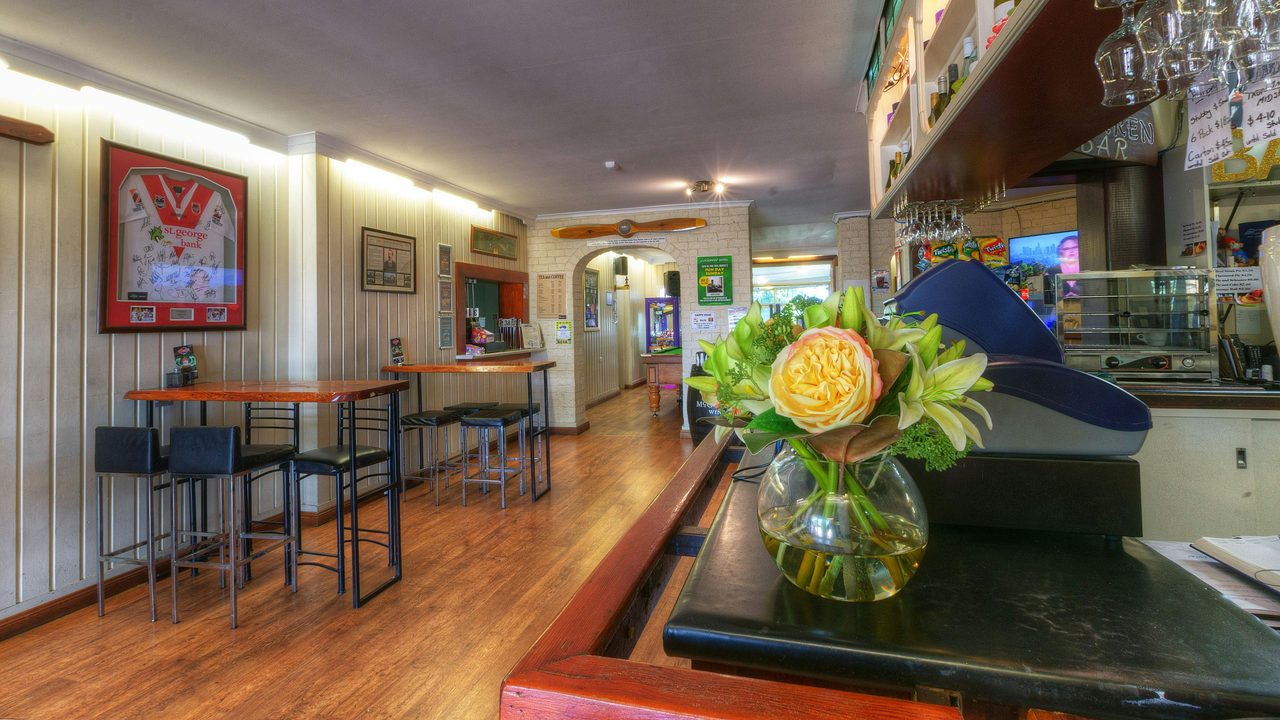 Lochinvar Hotel