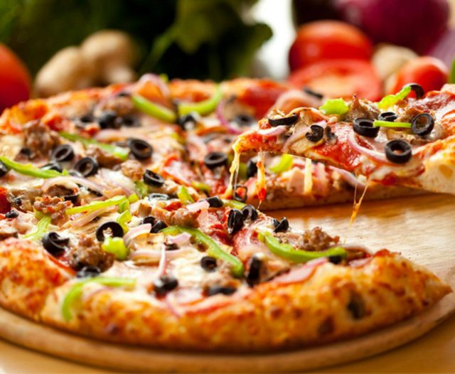 Kebabs and Pizza on Queen