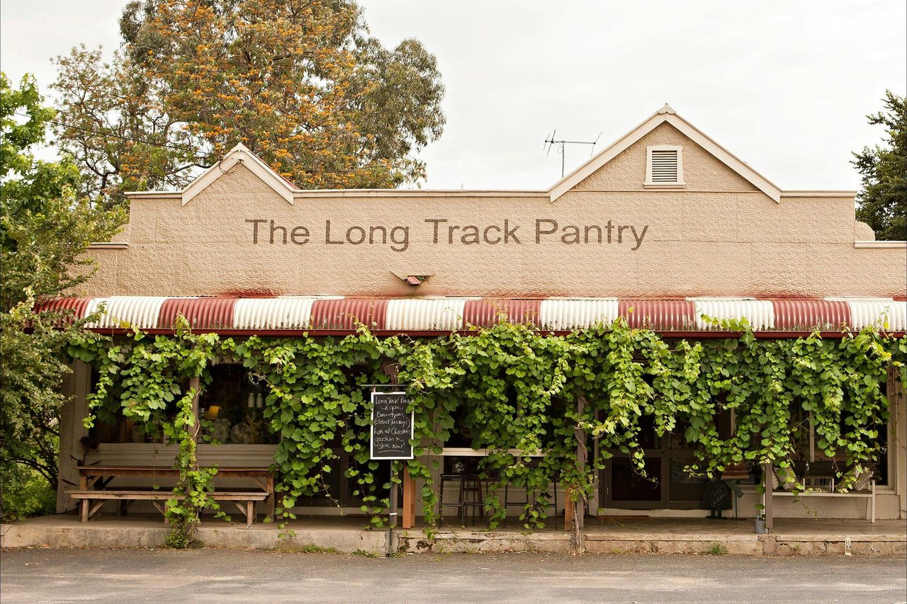 Local cafe and popular Hume Highway coffee and food stop, the Long Track Pantry - Jugiong