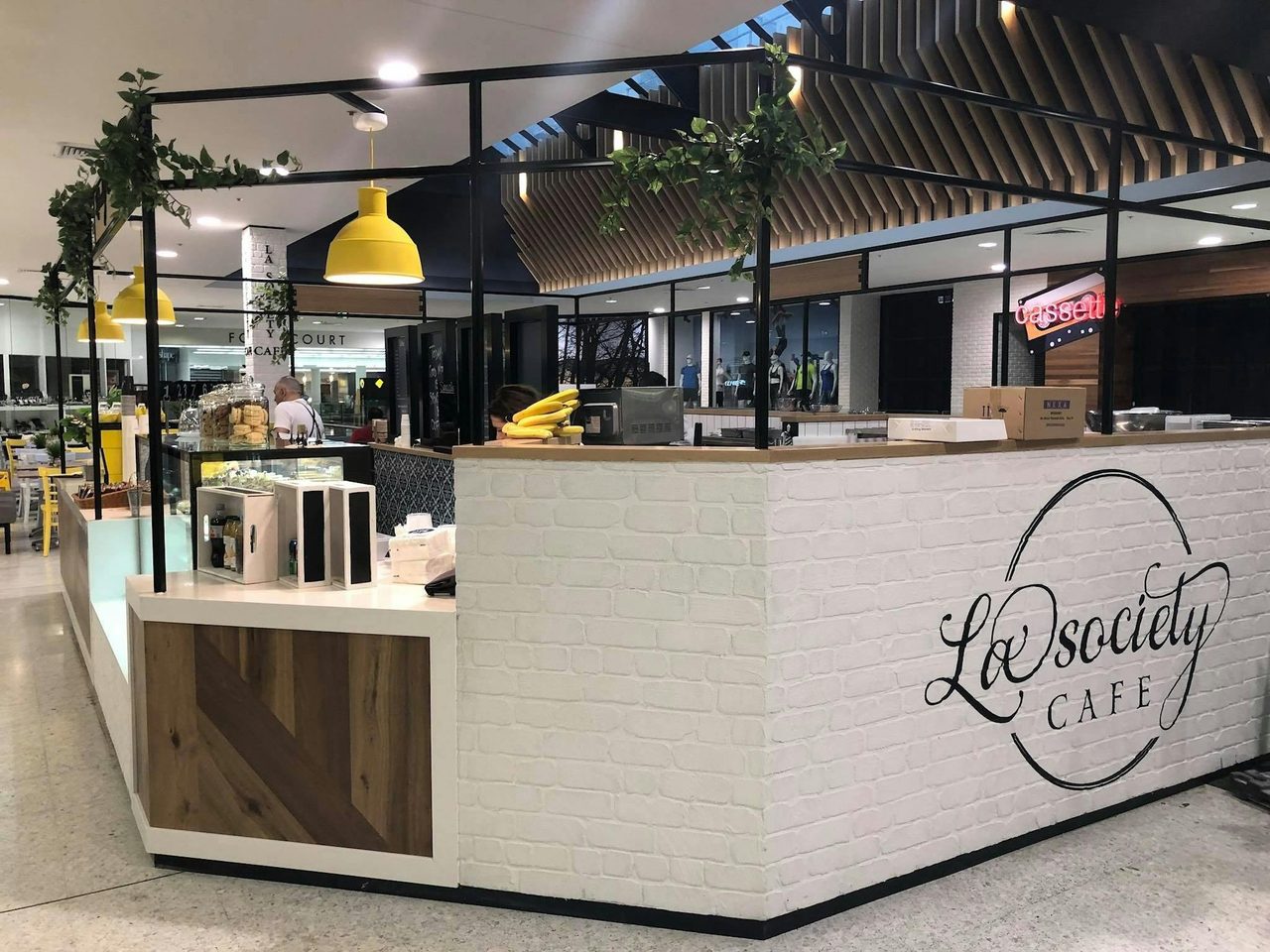 La Society Cafe