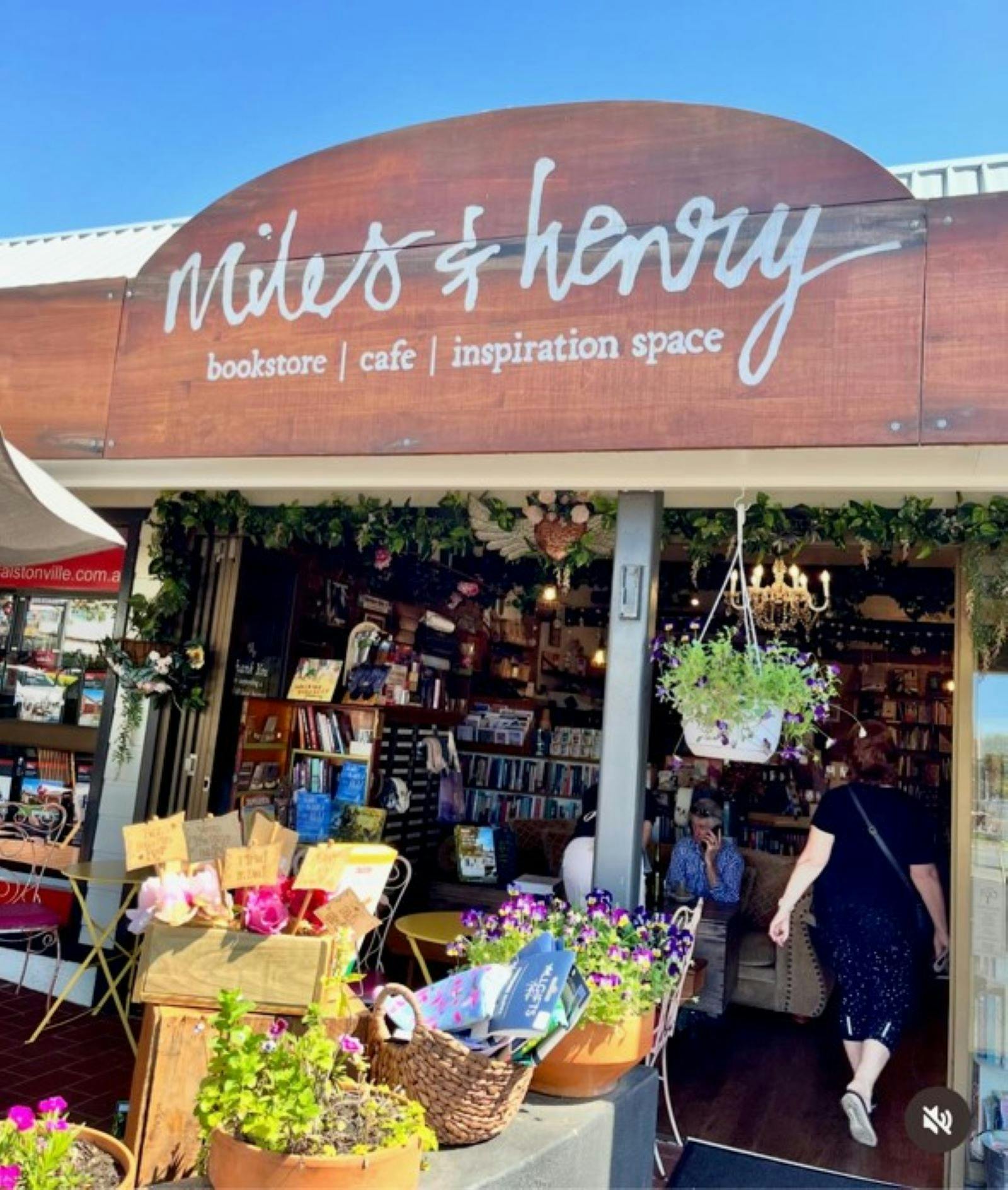 Miles & Henry Bookstore & Cafe