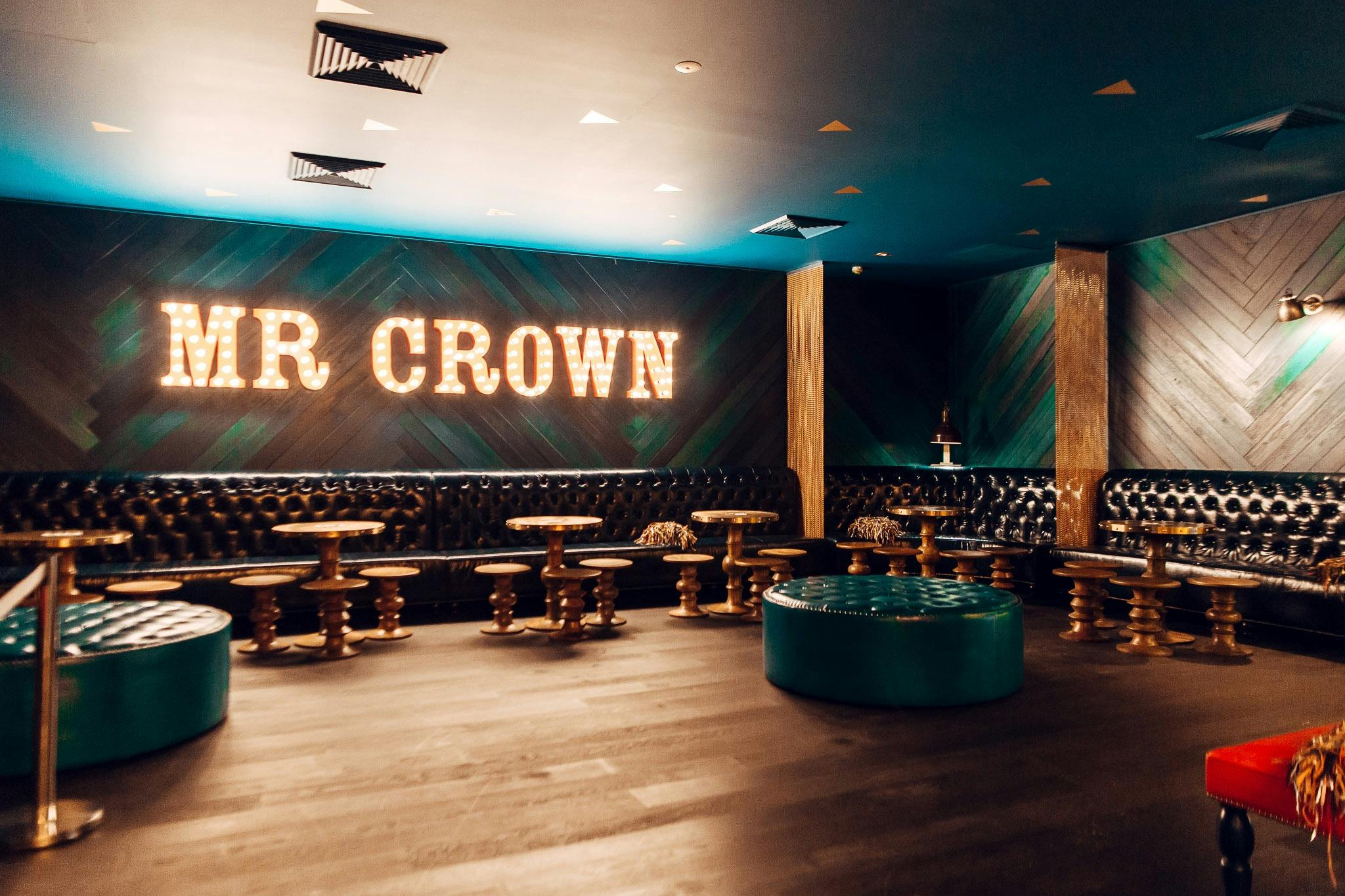 Mr Crown Lounge