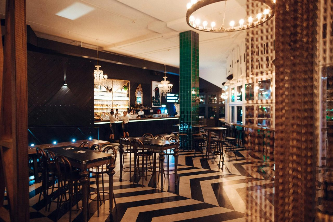 Mr Crown Main Bar
