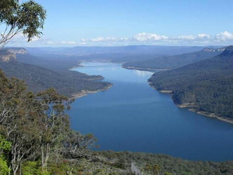 Burragorang lookout and picnic area