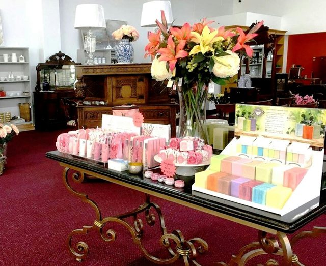 Nanna's Homewares and Antiques