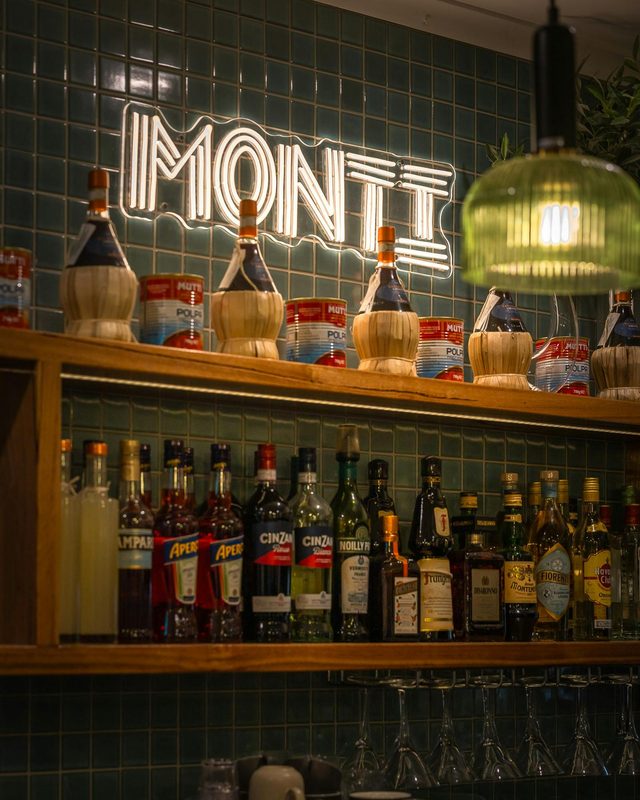 Monti Restaurant and Bar