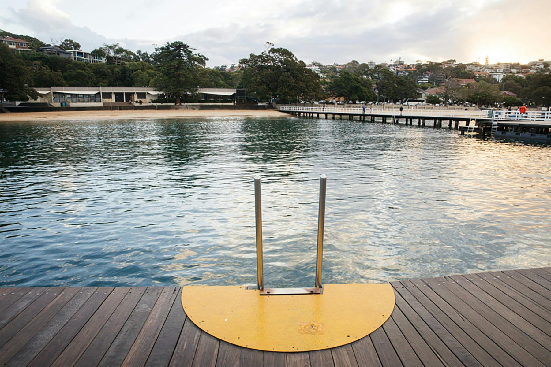 Public Dining Room Restaurant