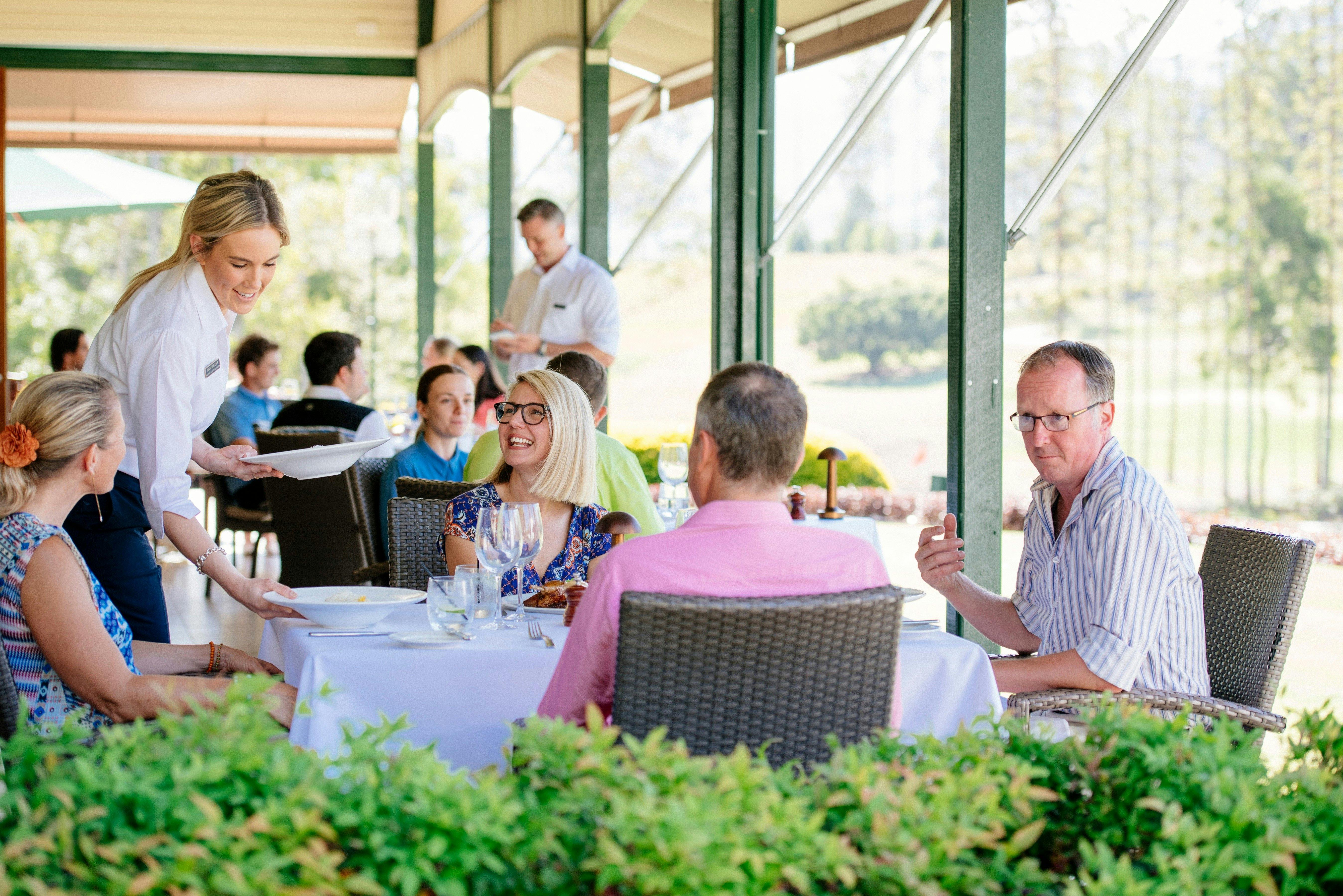 Dine at Bonville Golf Resort