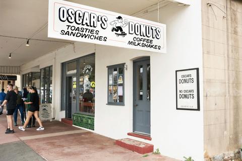 Oscar's Donuts