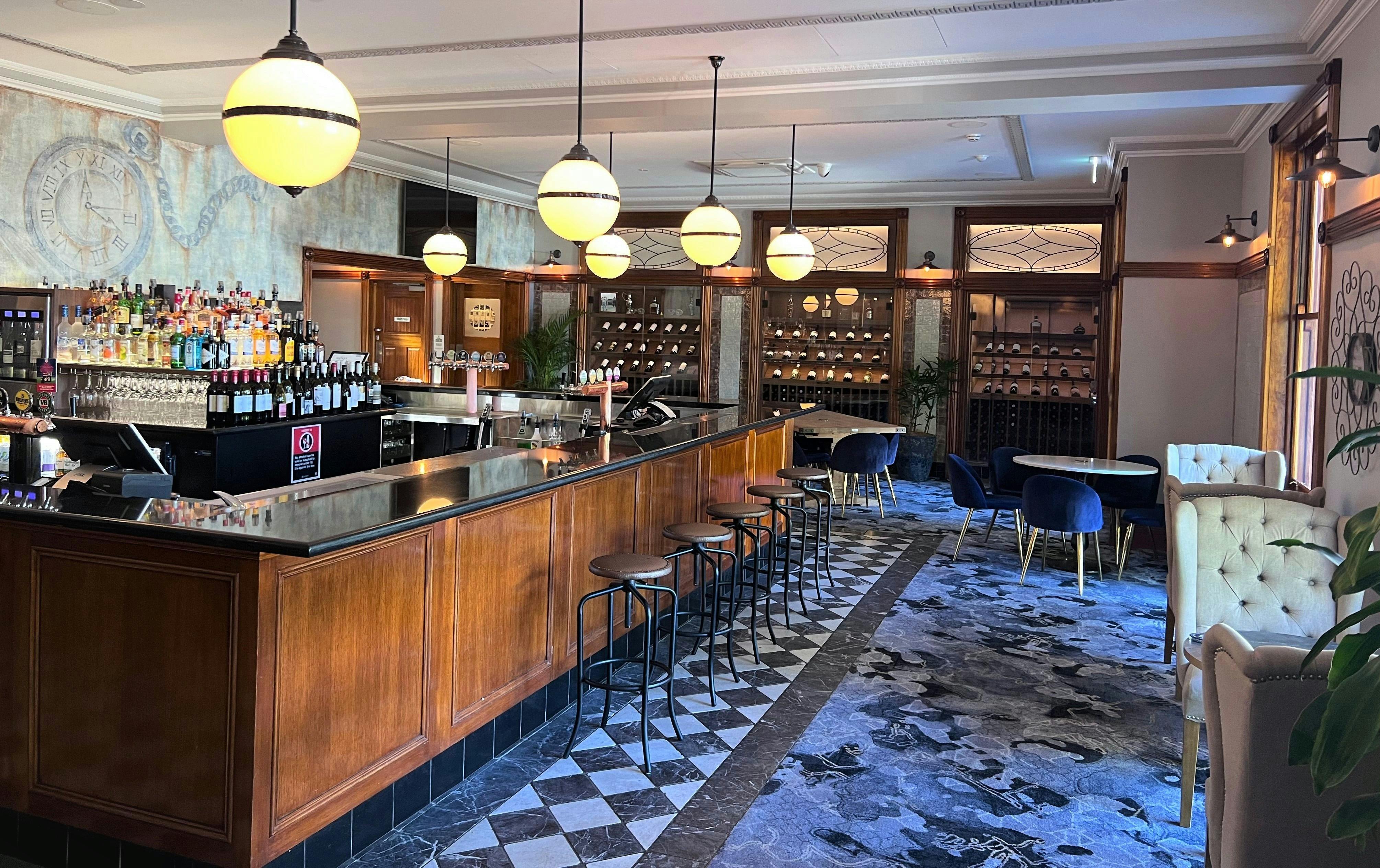 Oatley Hotel Bar
